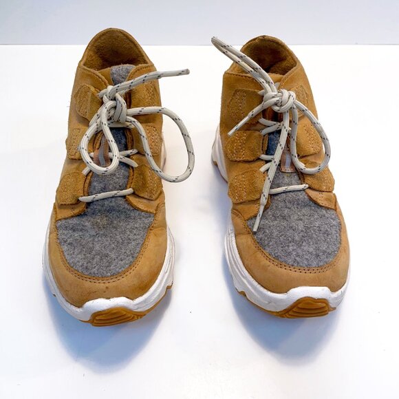 Sorel Women's Kinetic Breakthru Caribou Waterproof Boot, Size 5 - Picture 3 of 7